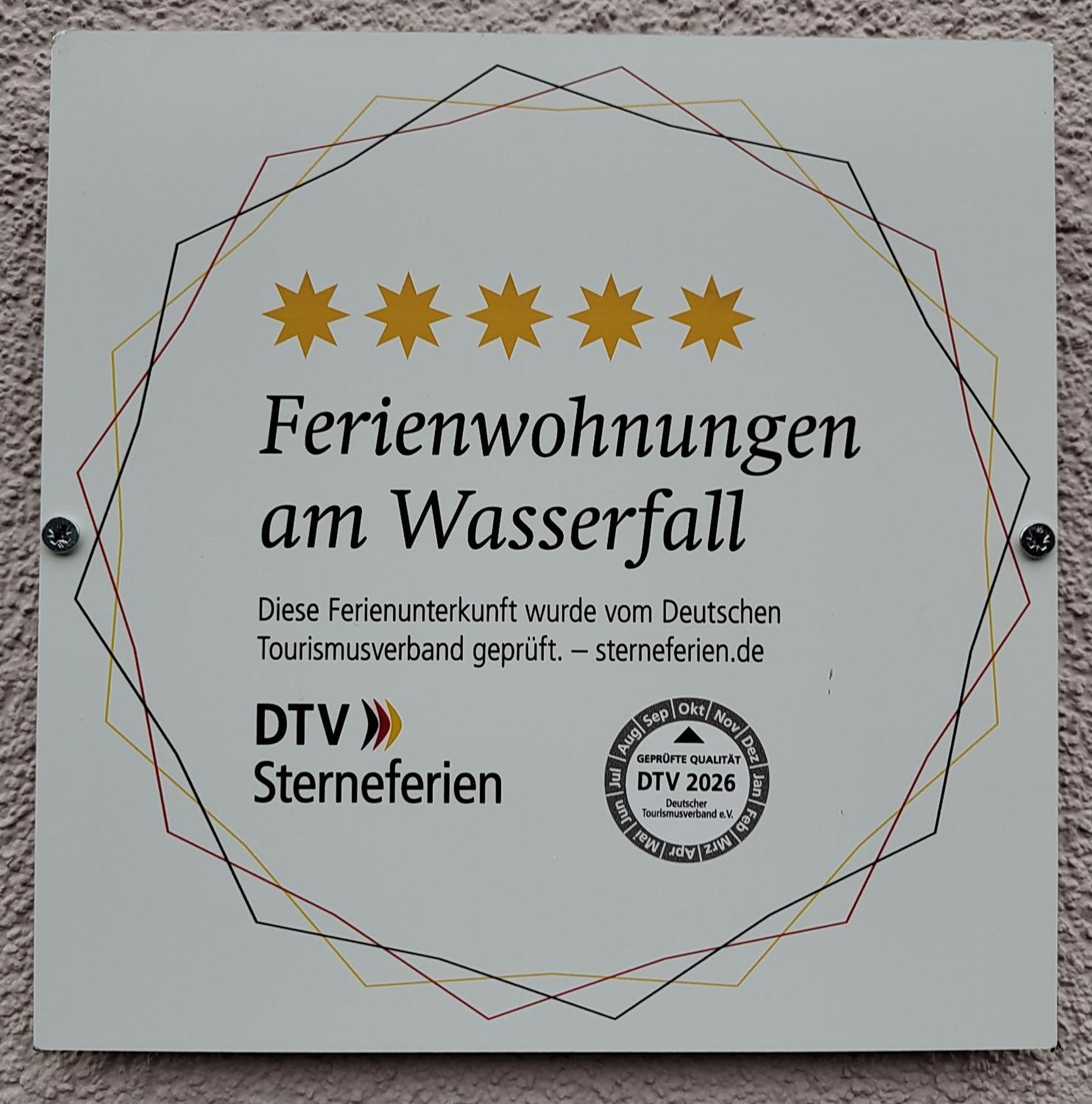 Ferienwohnungen Am Wasserfall Bad Urach Buitenkant foto